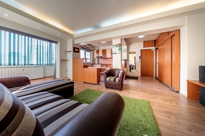 13 Septembrie, Marriott, Rotiserie, Catedrala, et. 5/8, 500 E/L+1 parcare.